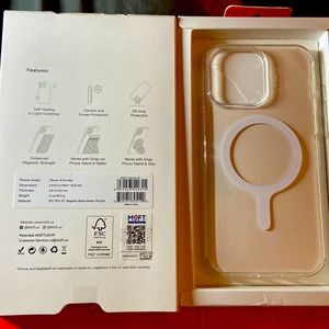 MOFT Strong Magnetic Clear Phone Case, MagsafeScratch iPhone 14 Pro Max CLEAR